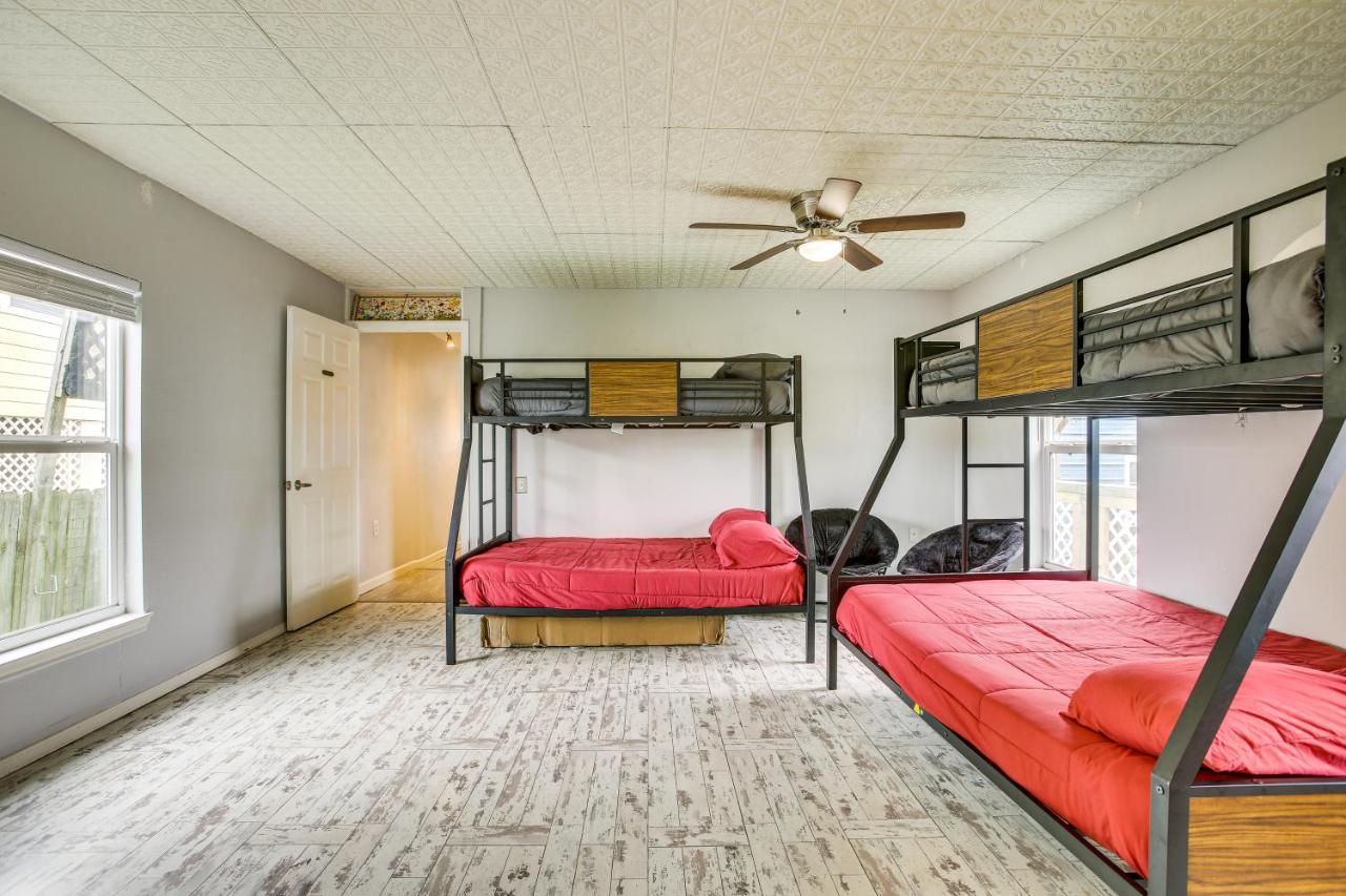 Galveston Cottage About 1 Mi To Beach Pet Friendly! Exterior photo
