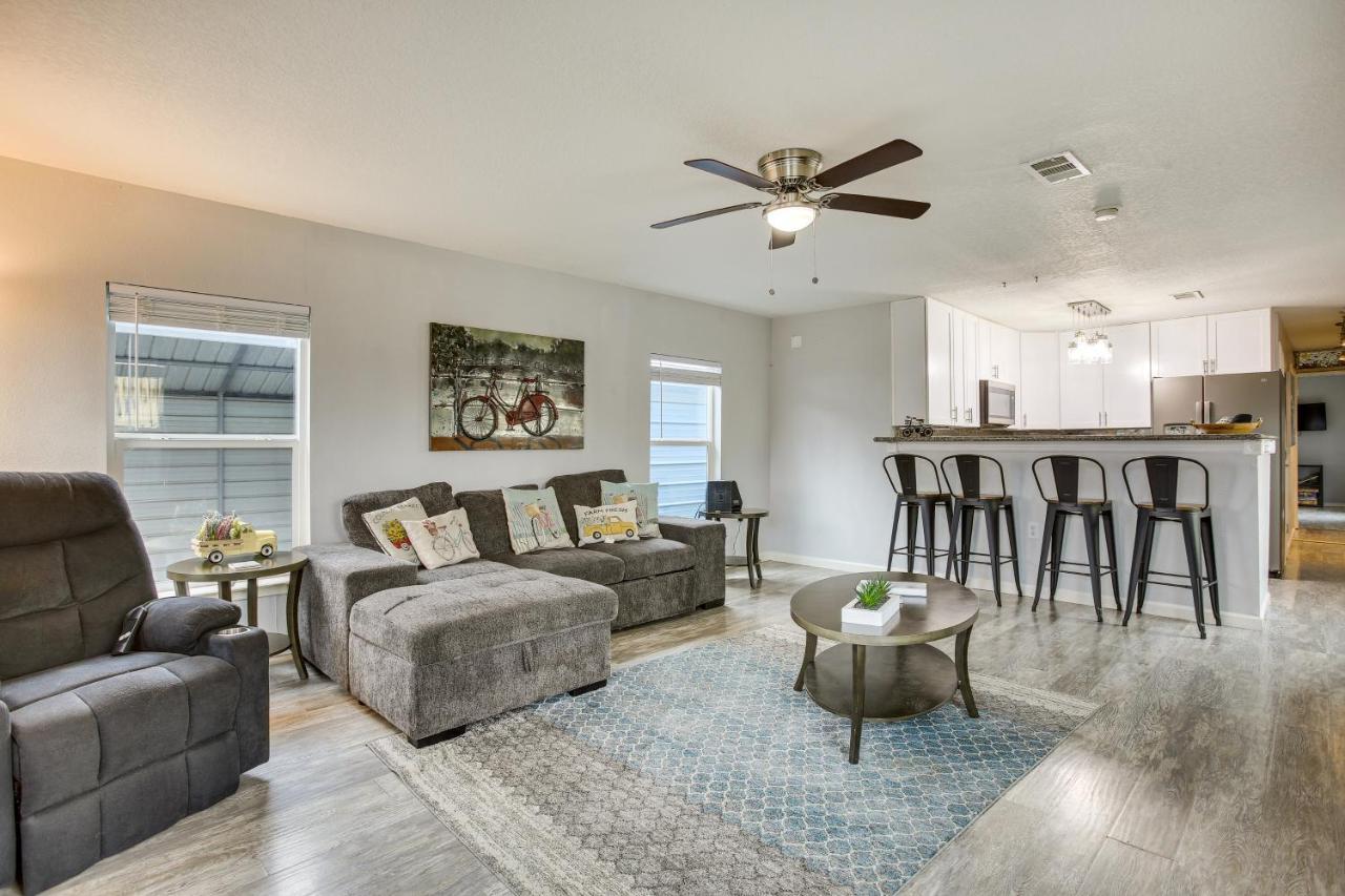 Galveston Cottage About 1 Mi To Beach Pet Friendly! Exterior photo
