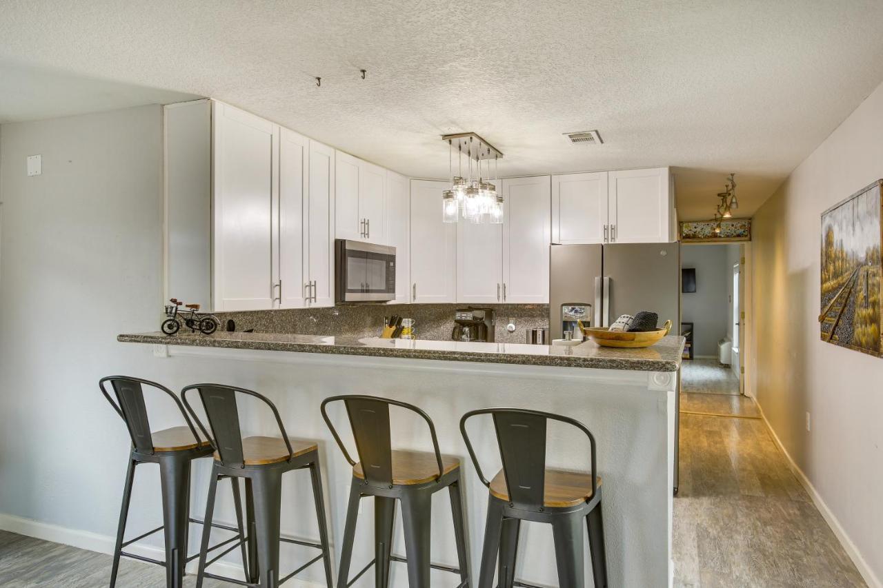 Galveston Cottage About 1 Mi To Beach Pet Friendly! Exterior photo